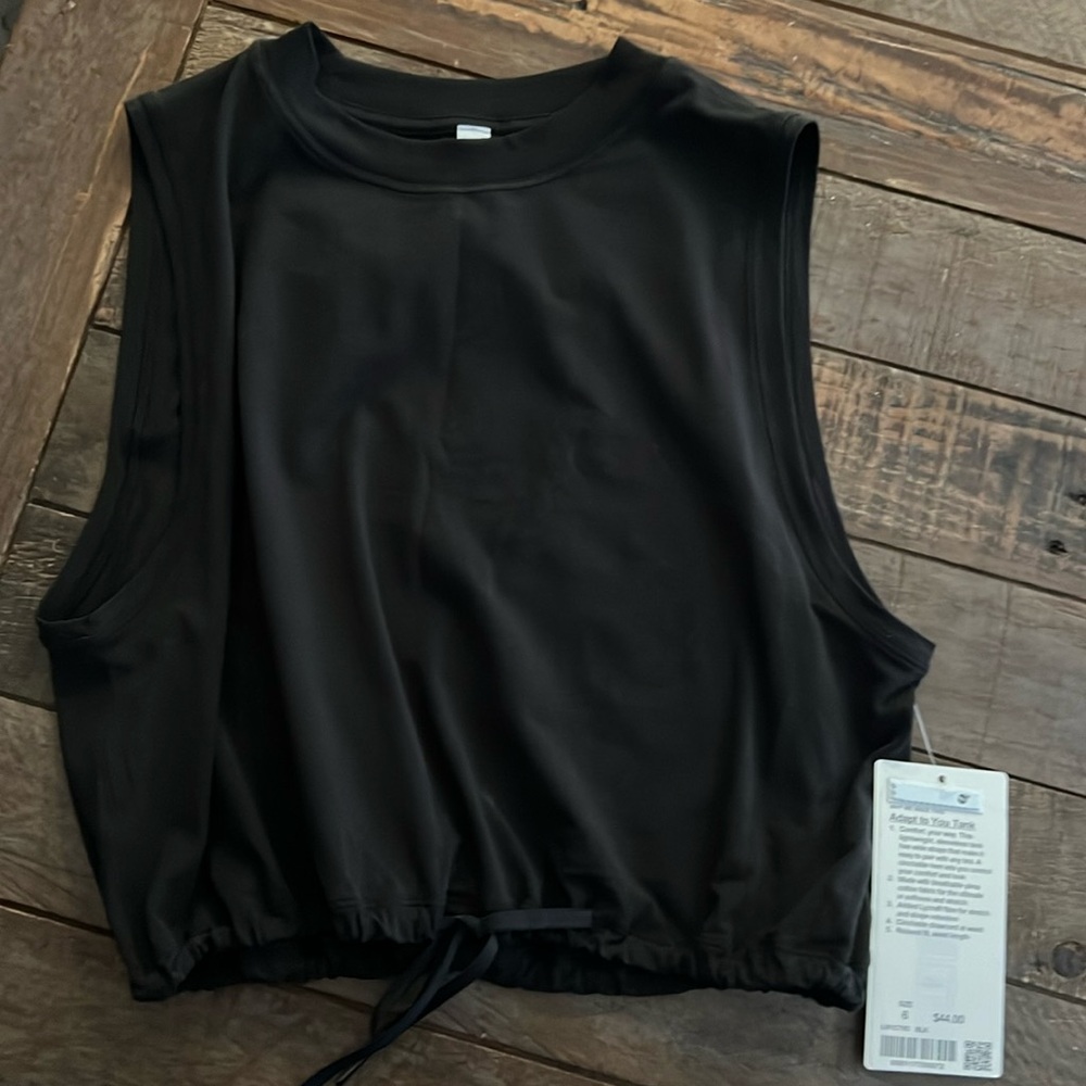 BNWT Adapt to you tank Size 6